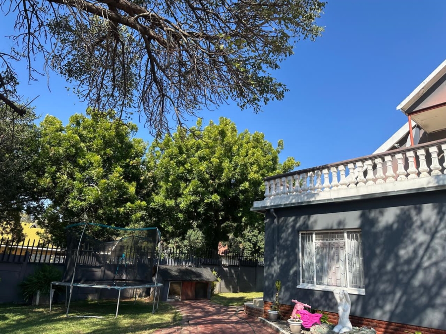4 Bedroom Property for Sale in Safari Gardens North West